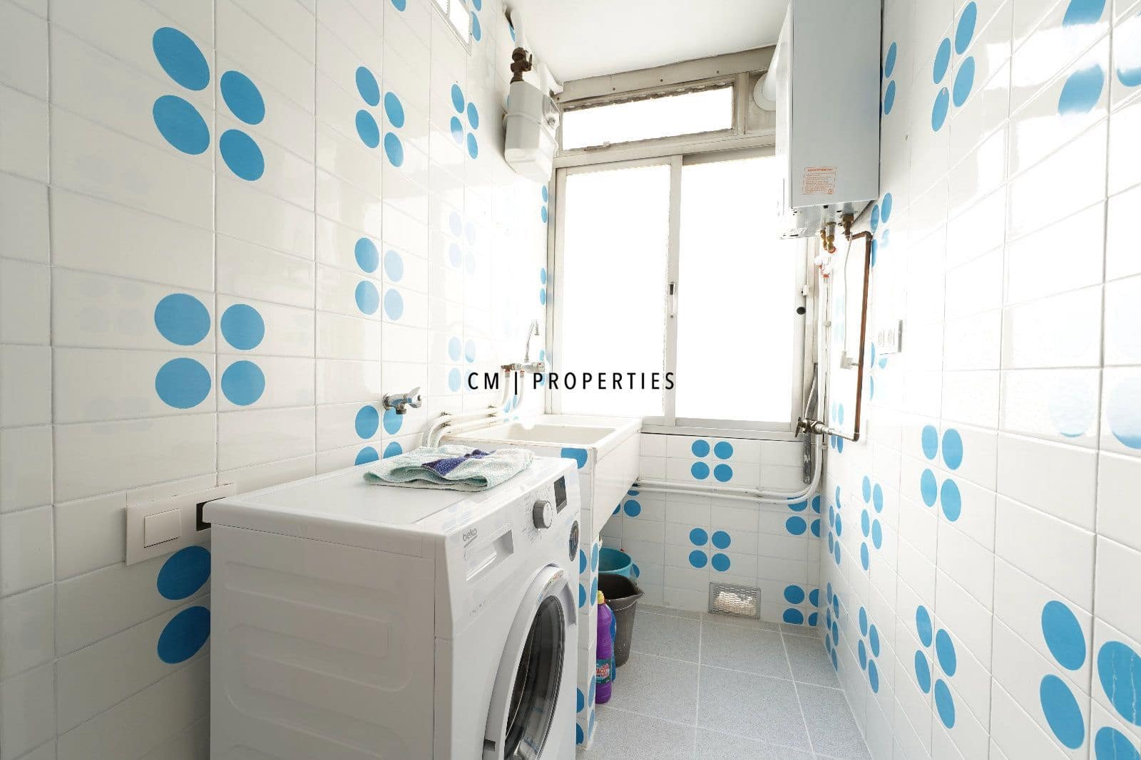 4 soveværelse Lejlighed til leje i Valencia by - € 2.000 (Ref: 9175686)