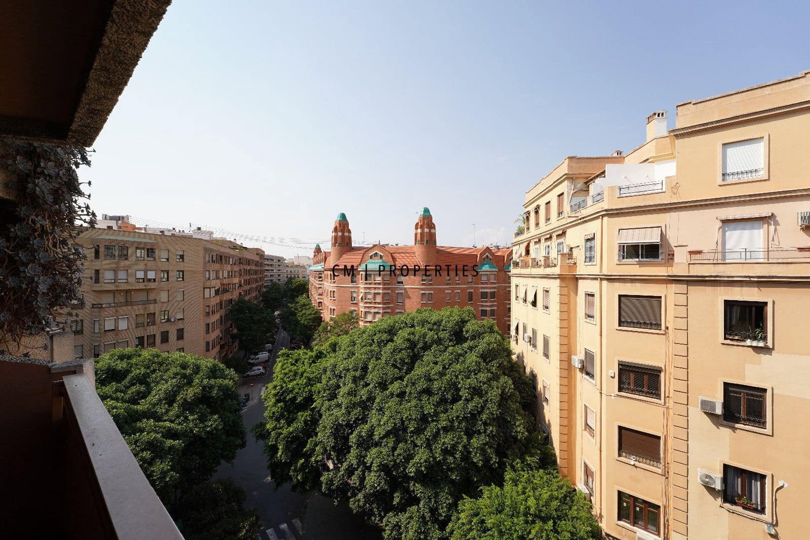 4 soveværelse Lejlighed til leje i Valencia by - € 2.000 (Ref: 9175686)