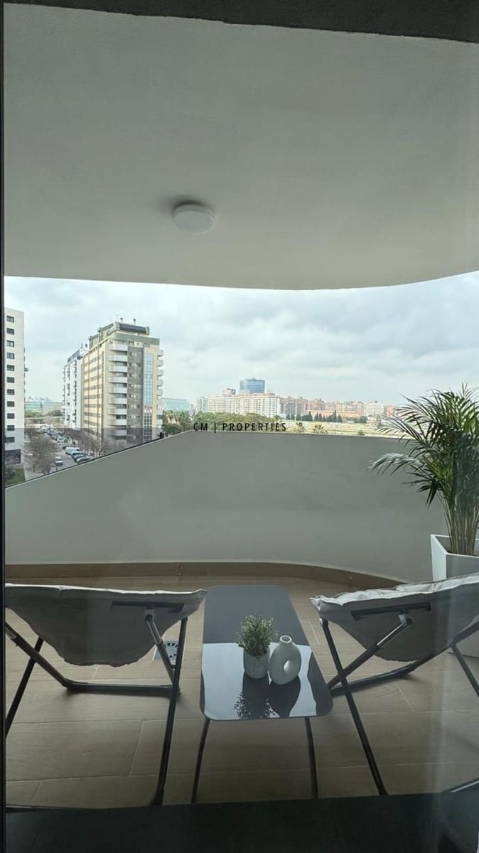 3 soveværelse Lejlighed til leje i Valencia by med swimmingpool garage - € 3.000 (Ref: 9186009)