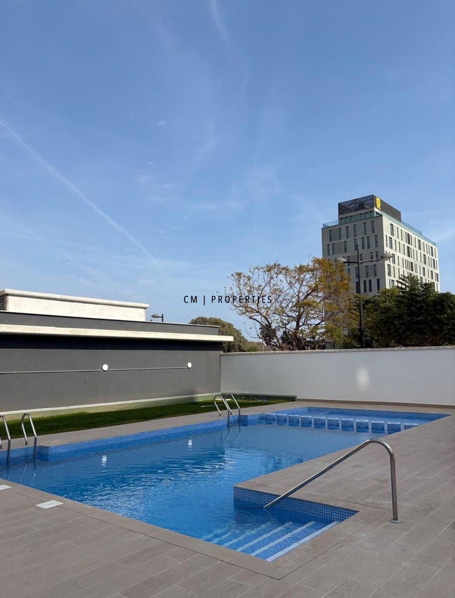 3 soveværelse Lejlighed til leje i Valencia by med swimmingpool garage - € 3.000 (Ref: 9186009)