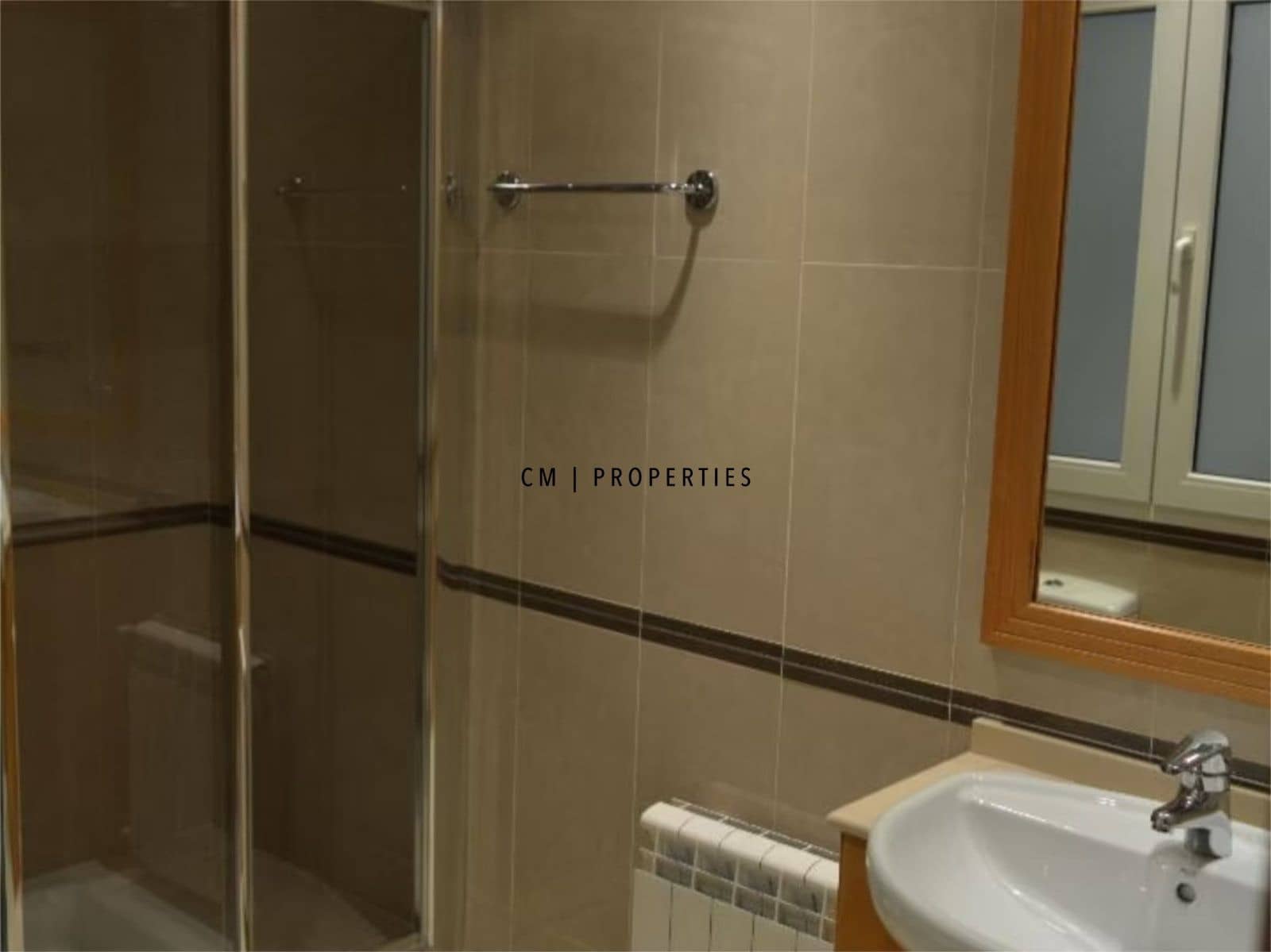 5 sypialnia Mieszkanie do wynajęcia w Miasto Walencja z garażem - 2 800 € (Ref: 9187242)