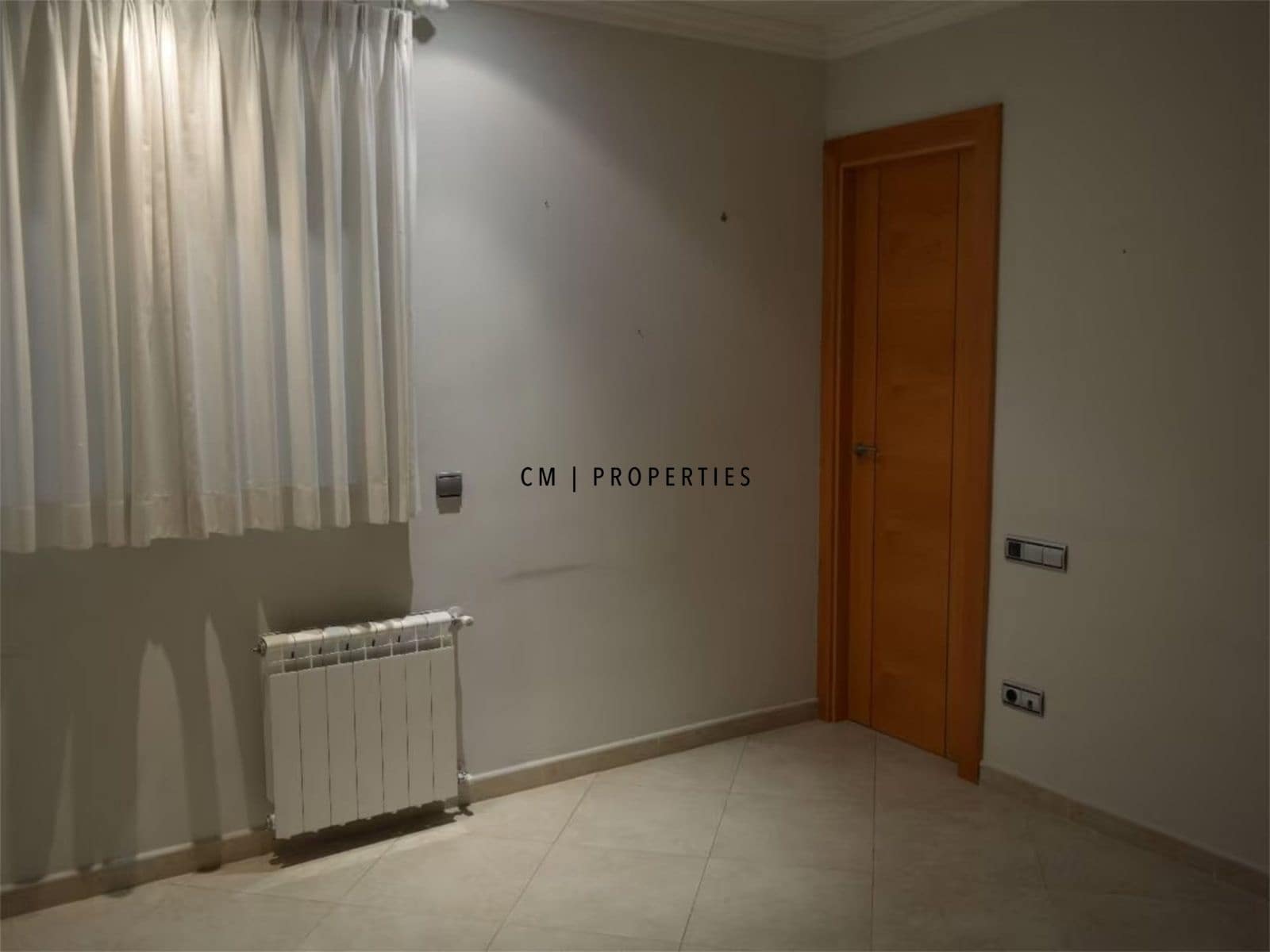 5 sypialnia Mieszkanie do wynajęcia w Miasto Walencja z garażem - 2 800 € (Ref: 9187242)