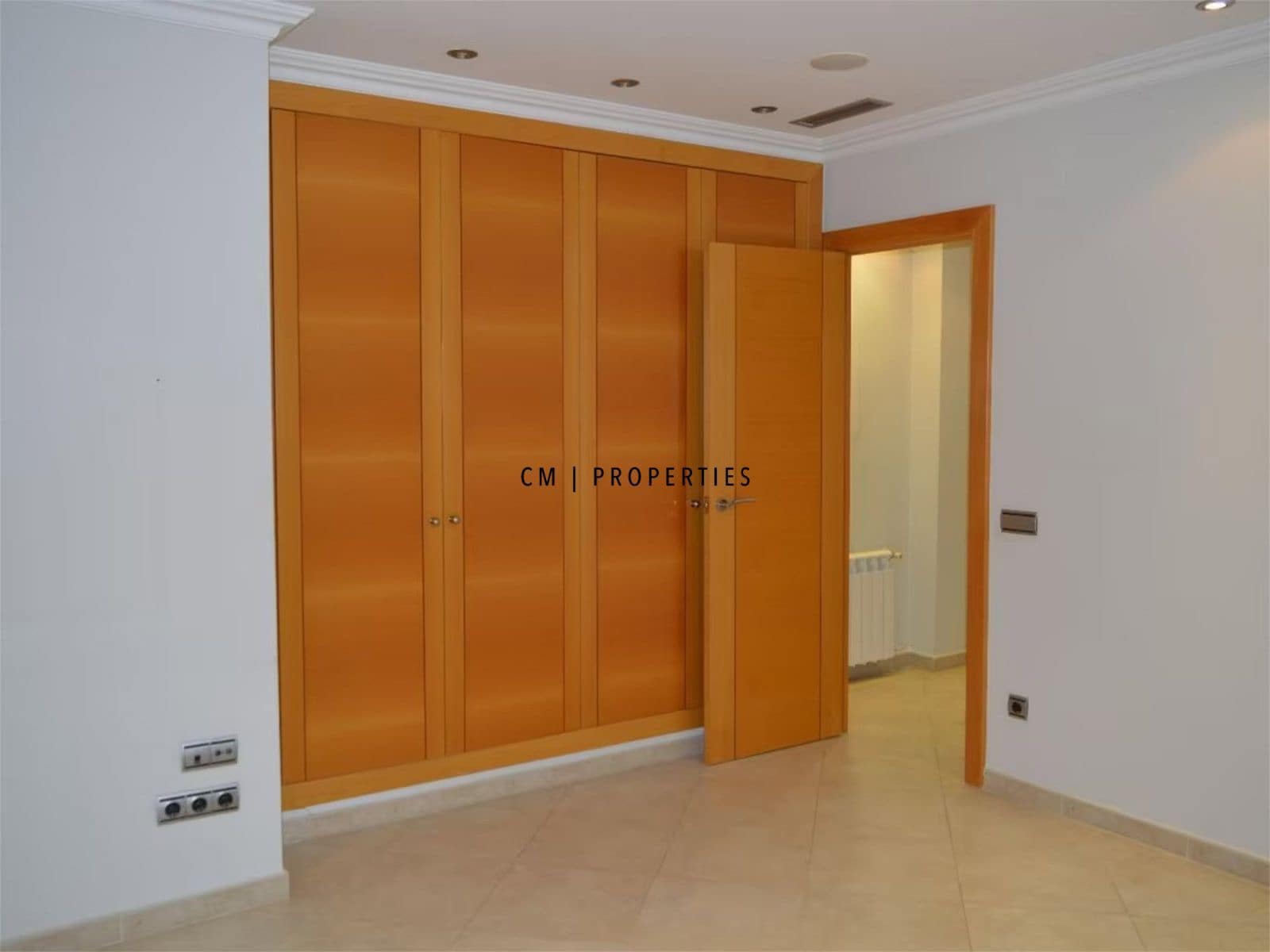 5 sypialnia Mieszkanie do wynajęcia w Miasto Walencja z garażem - 2 800 € (Ref: 9187242)