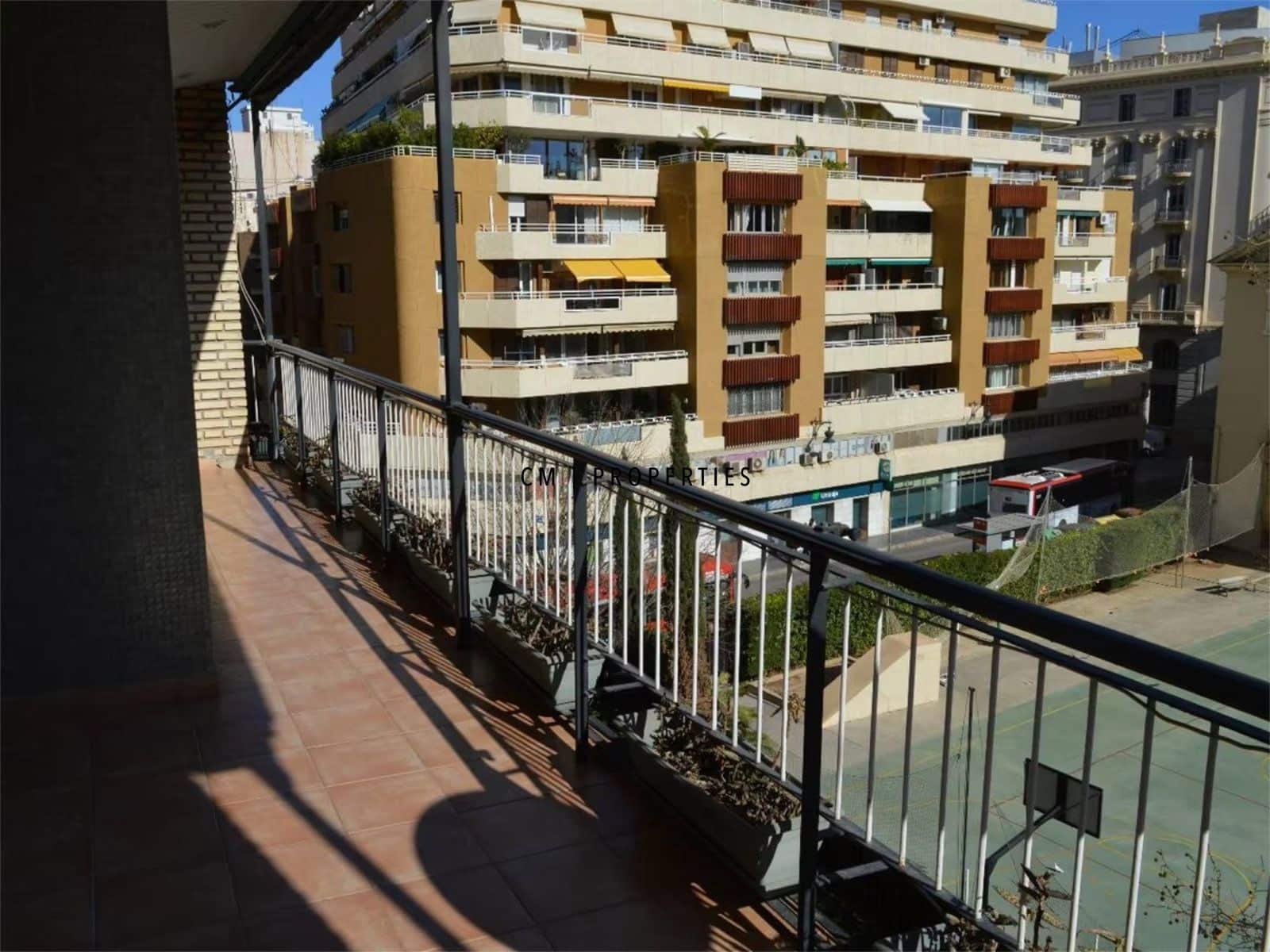 5 sypialnia Mieszkanie do wynajęcia w Miasto Walencja z garażem - 2 800 € (Ref: 9187242)