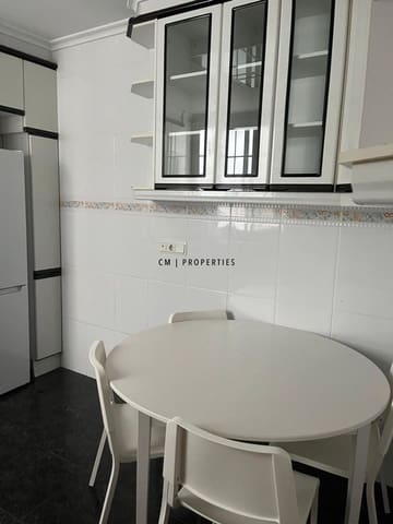 3 soveværelse Lejlighed til leje i Extramurs, Valencia by - € 1.600 (Ref: 9191609)