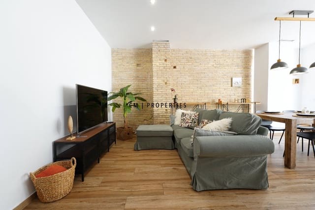 Appartement de 2 chambres à louer à Valence ville - 2 000 € (Ref: 9191610)