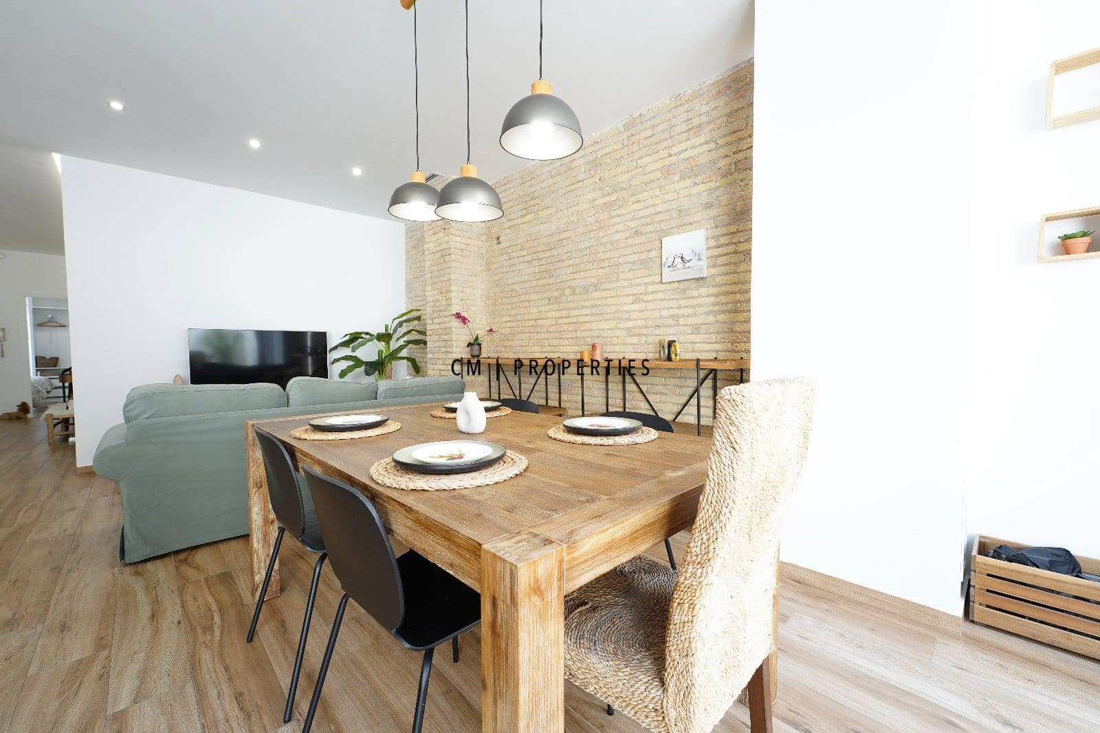 2 quarto Apartamento para arrendar em Valencia cidade - 2 000 € (Ref: 9191610)