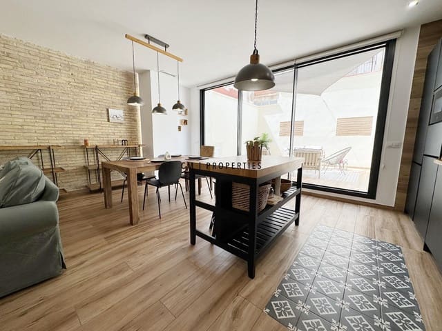 Appartement de 2 chambres à louer à Valence ville - 2 000 € (Ref: 9191610)