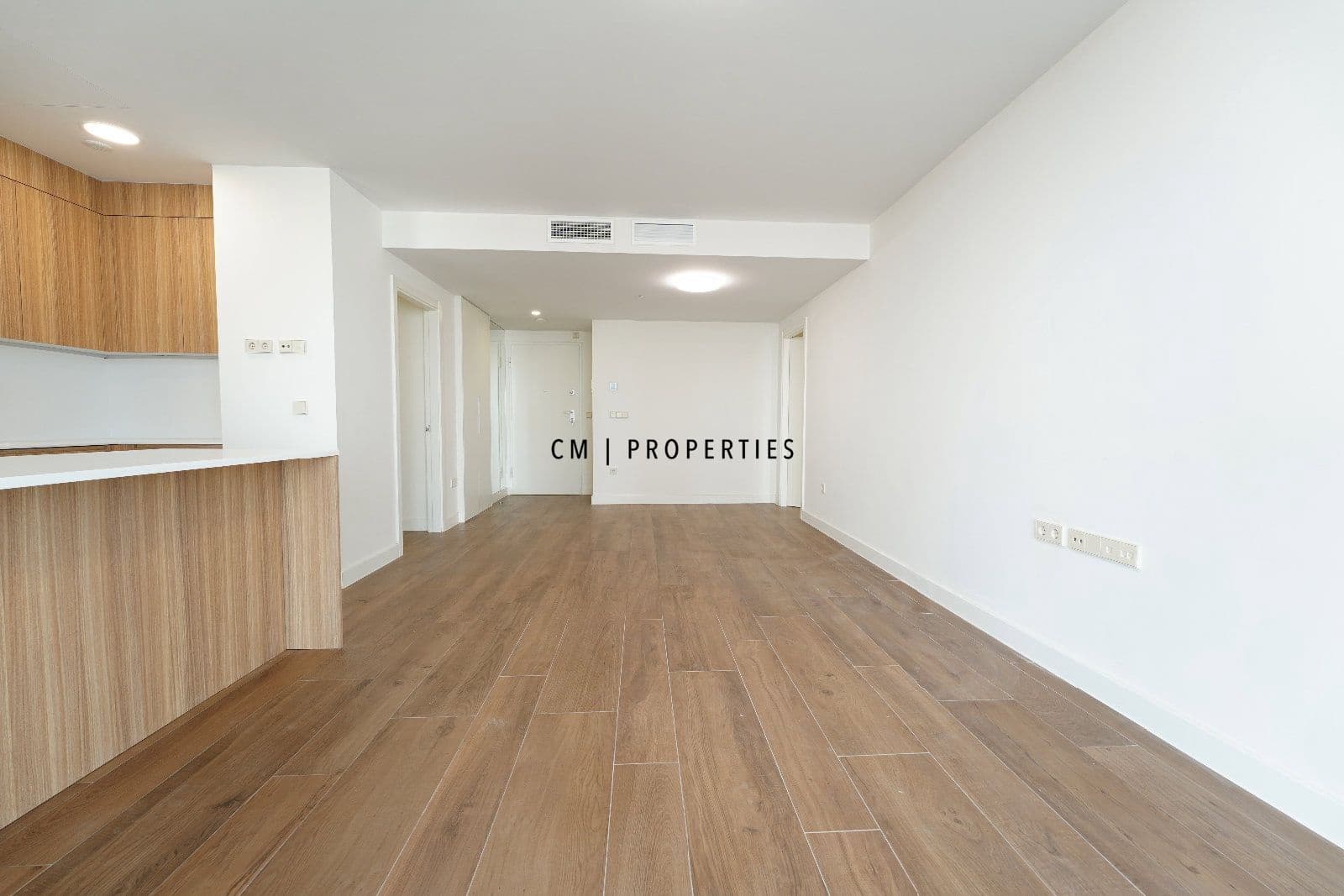 3 sypialnia Mieszkanie do wynajęcia w Miasto Walencja z basenem garażem - 4 900 € (Ref: 9191826)