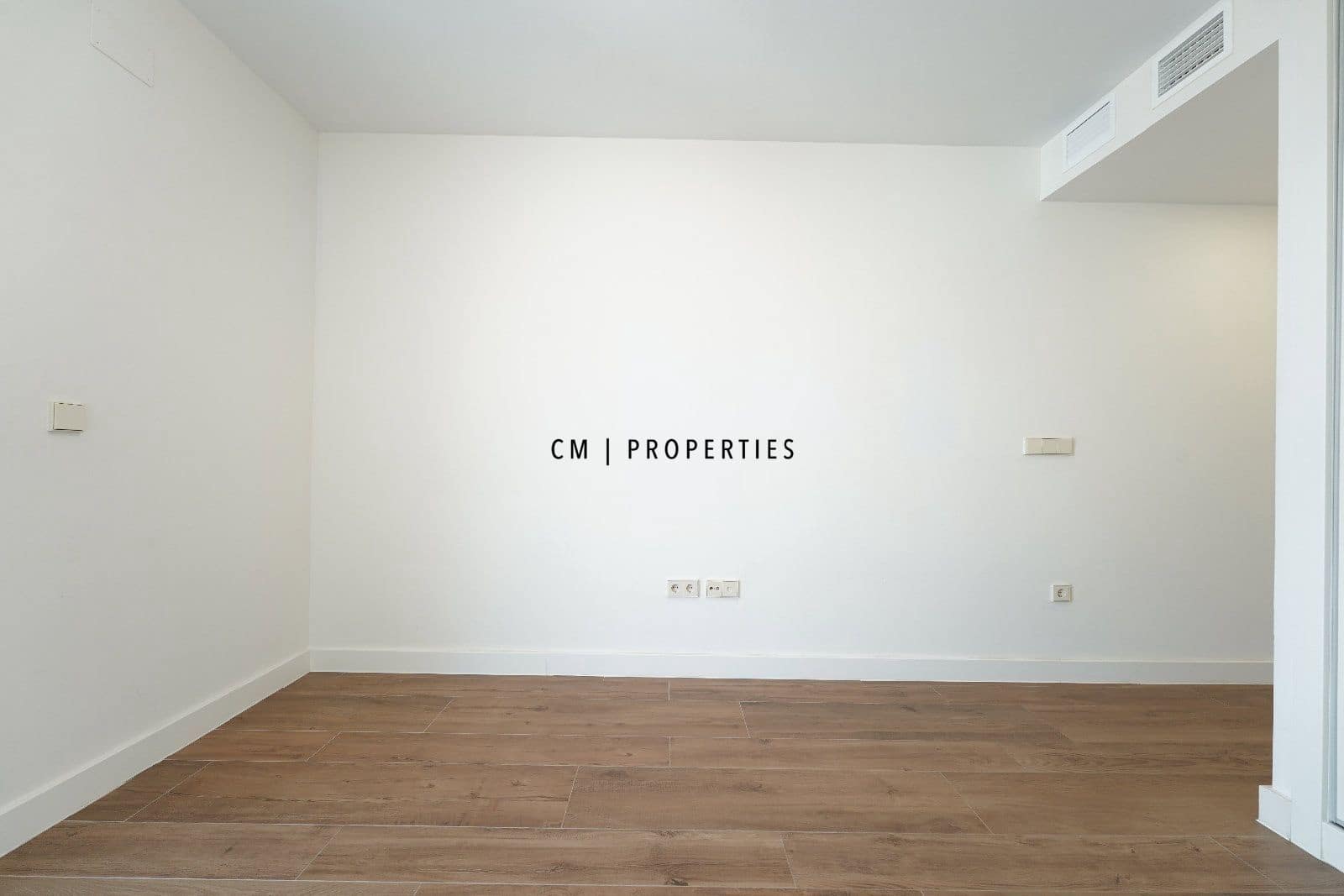 3 sypialnia Mieszkanie do wynajęcia w Miasto Walencja z basenem garażem - 4 900 € (Ref: 9191826)