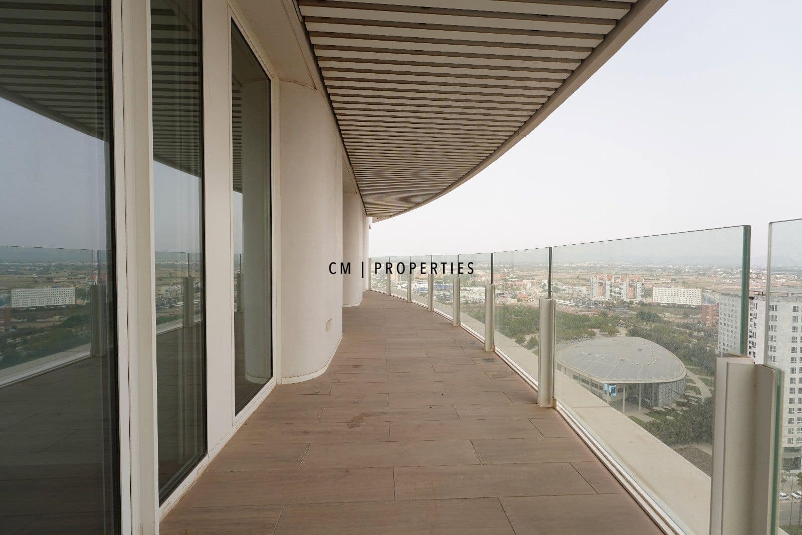 3 sypialnia Mieszkanie do wynajęcia w Miasto Walencja z basenem garażem - 4 900 € (Ref: 9191826)