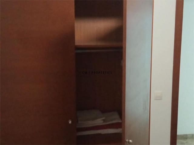 4 makuuhuone Asunto vuokrattavana paikassa Exposicio, Valencia kaupunki - 2 500 € (Ref: 9193085)