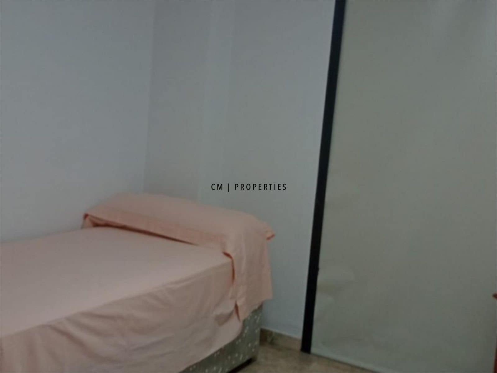 4 makuuhuone Asunto vuokrattavana paikassa Valencia kaupunki - 2 500 € (Ref: 9193085)