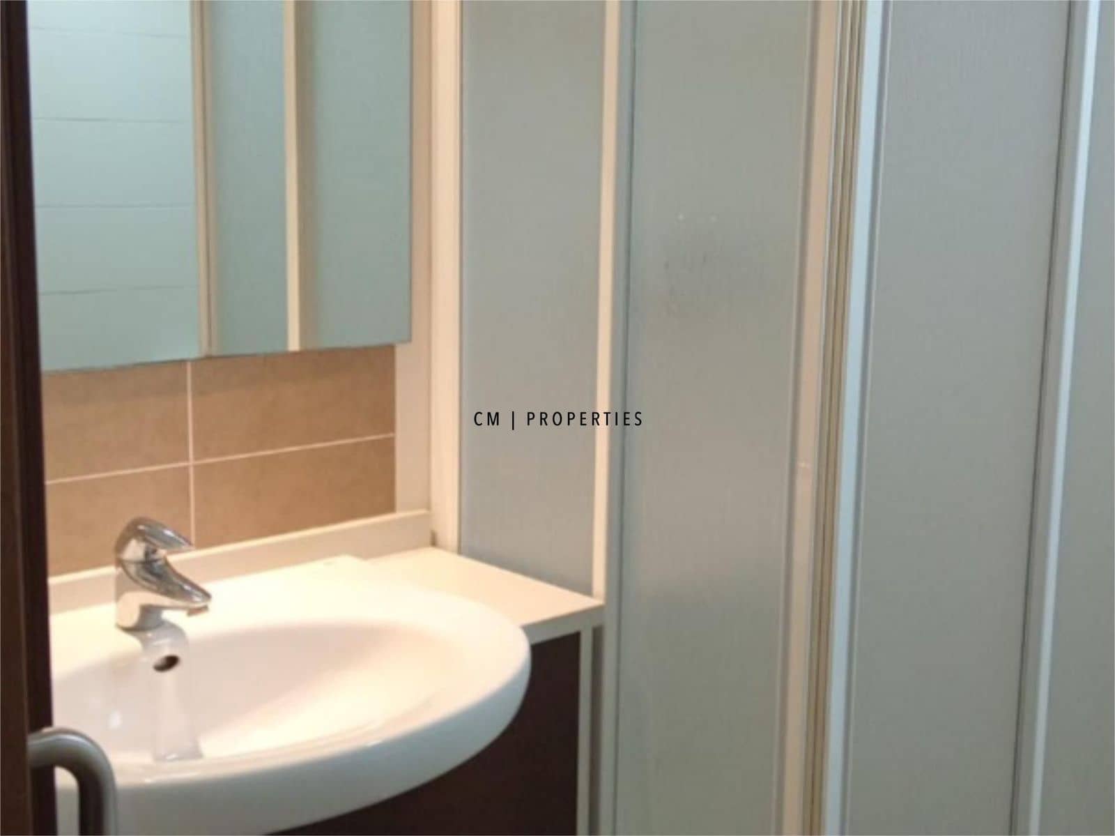 4 makuuhuone Asunto vuokrattavana paikassa Valencia kaupunki - 2 500 € (Ref: 9193085)