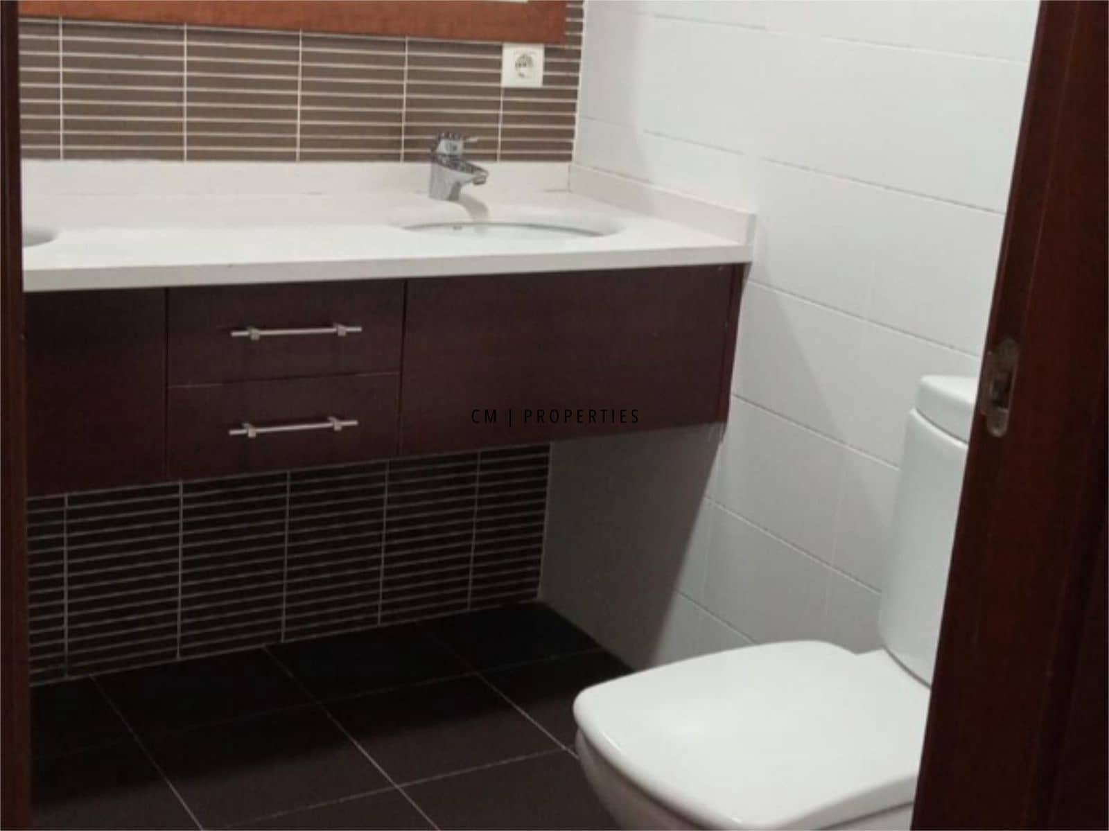 4 makuuhuone Asunto vuokrattavana paikassa Valencia kaupunki - 2 500 € (Ref: 9193085)