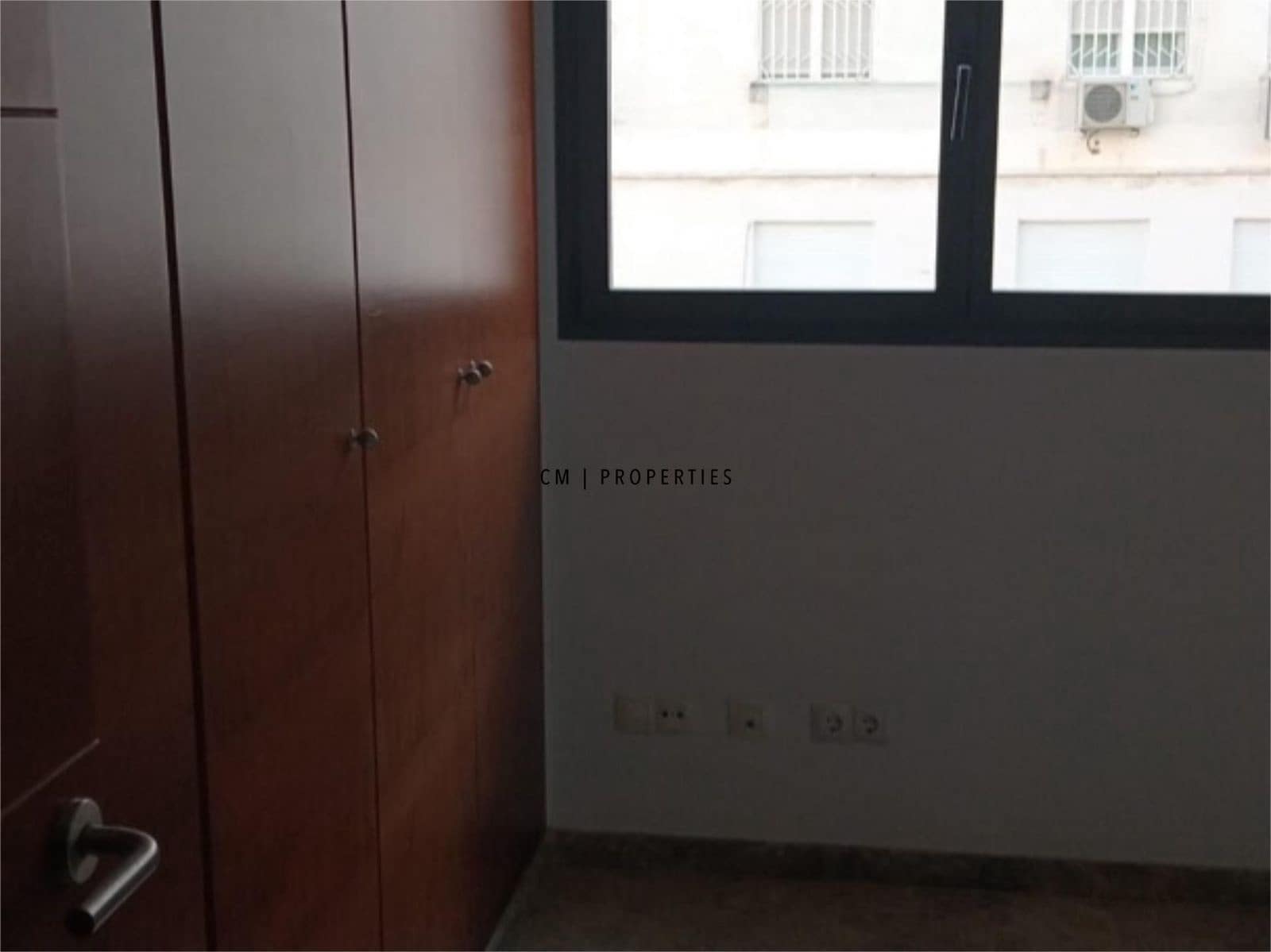 4 makuuhuone Asunto vuokrattavana paikassa Valencia kaupunki - 2 500 € (Ref: 9193085)