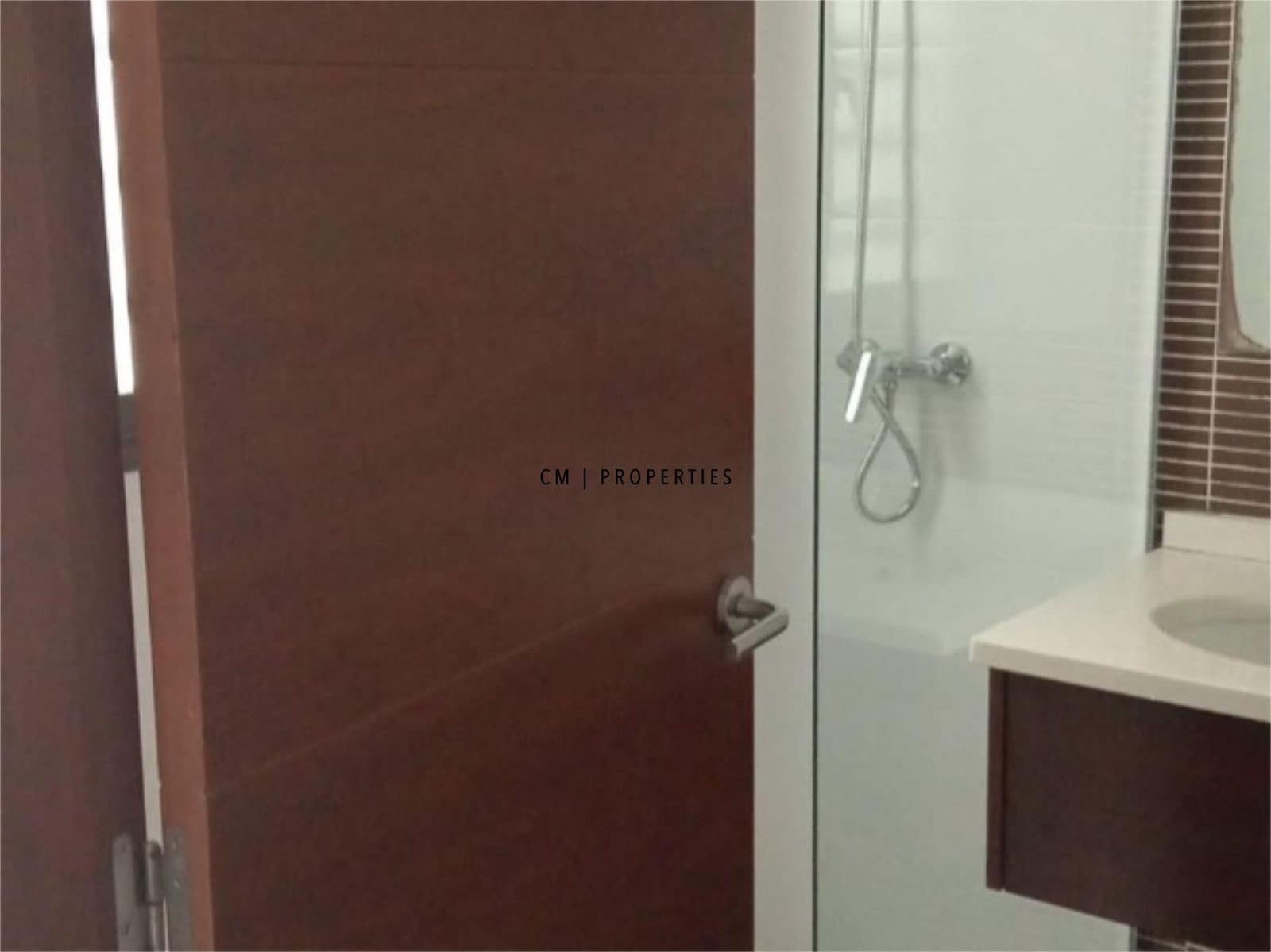 4 makuuhuone Asunto vuokrattavana paikassa Valencia kaupunki - 2 500 € (Ref: 9193085)