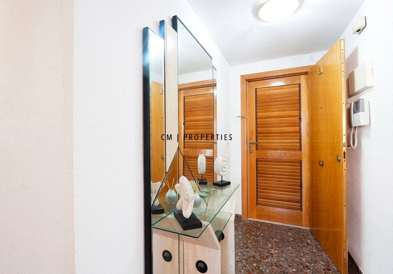 2 bedroom Flat for rent in Cullera with pool garage - € 800 (Ref: 9203080)