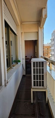 4 bedroom Flat for rent in Sagunto / Sagunt - € 1,600 (Ref: 9203418)