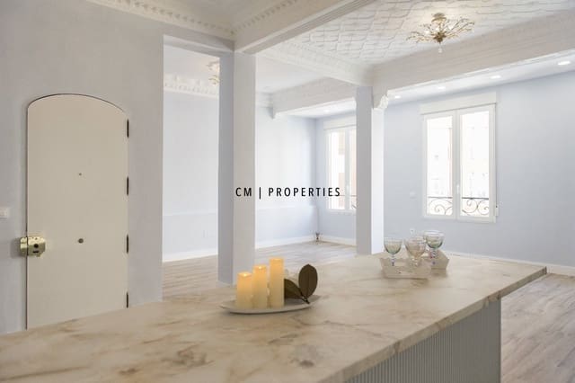 3 soveværelse Lejlighed til salg i L'Eixample, Valencia by - € 840.000 (Ref: 9207699)