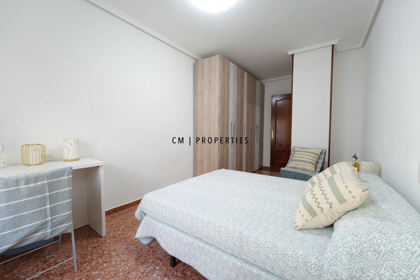 Piso de 4 habitaciones en València ciudad en venta - 410.000 € (Ref: 9223606)
