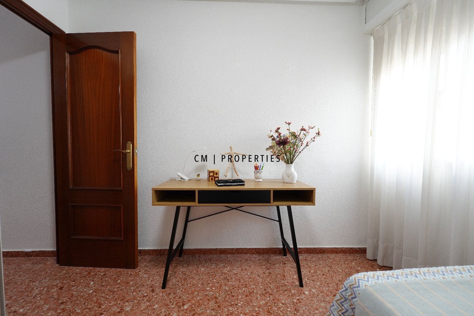 Piso de 4 habitaciones en València ciudad en venta - 410.000 € (Ref: 9223606)