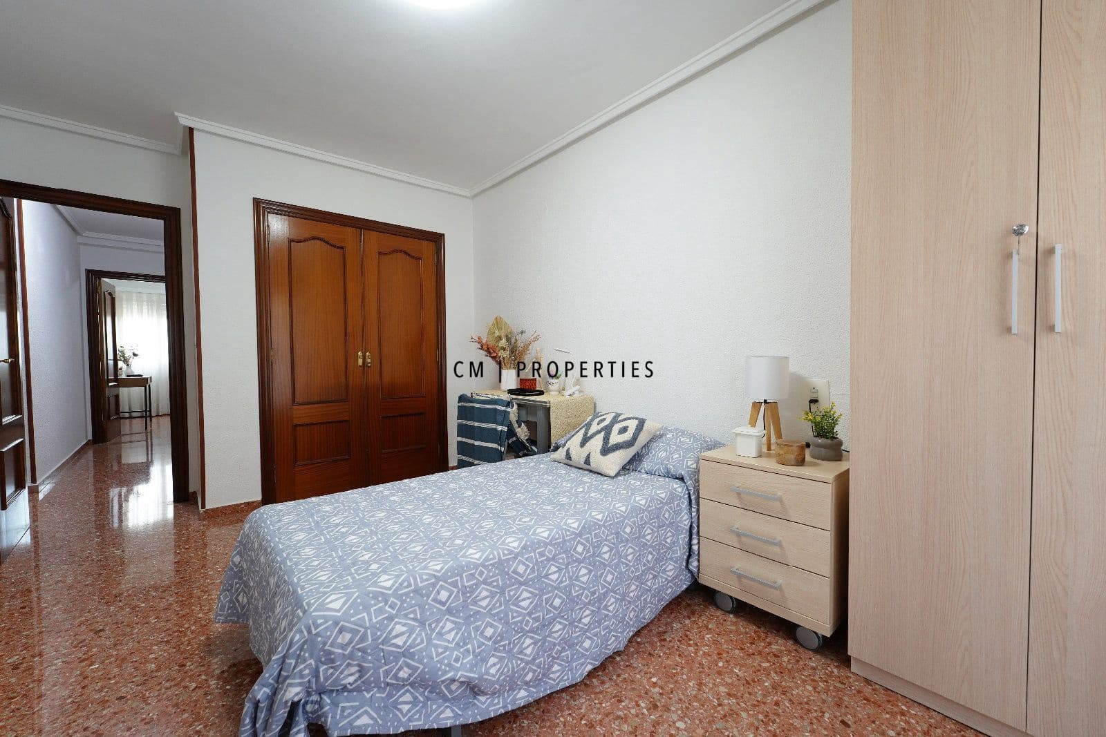 Piso de 4 habitaciones en València ciudad en venta - 410.000 € (Ref: 9223606)