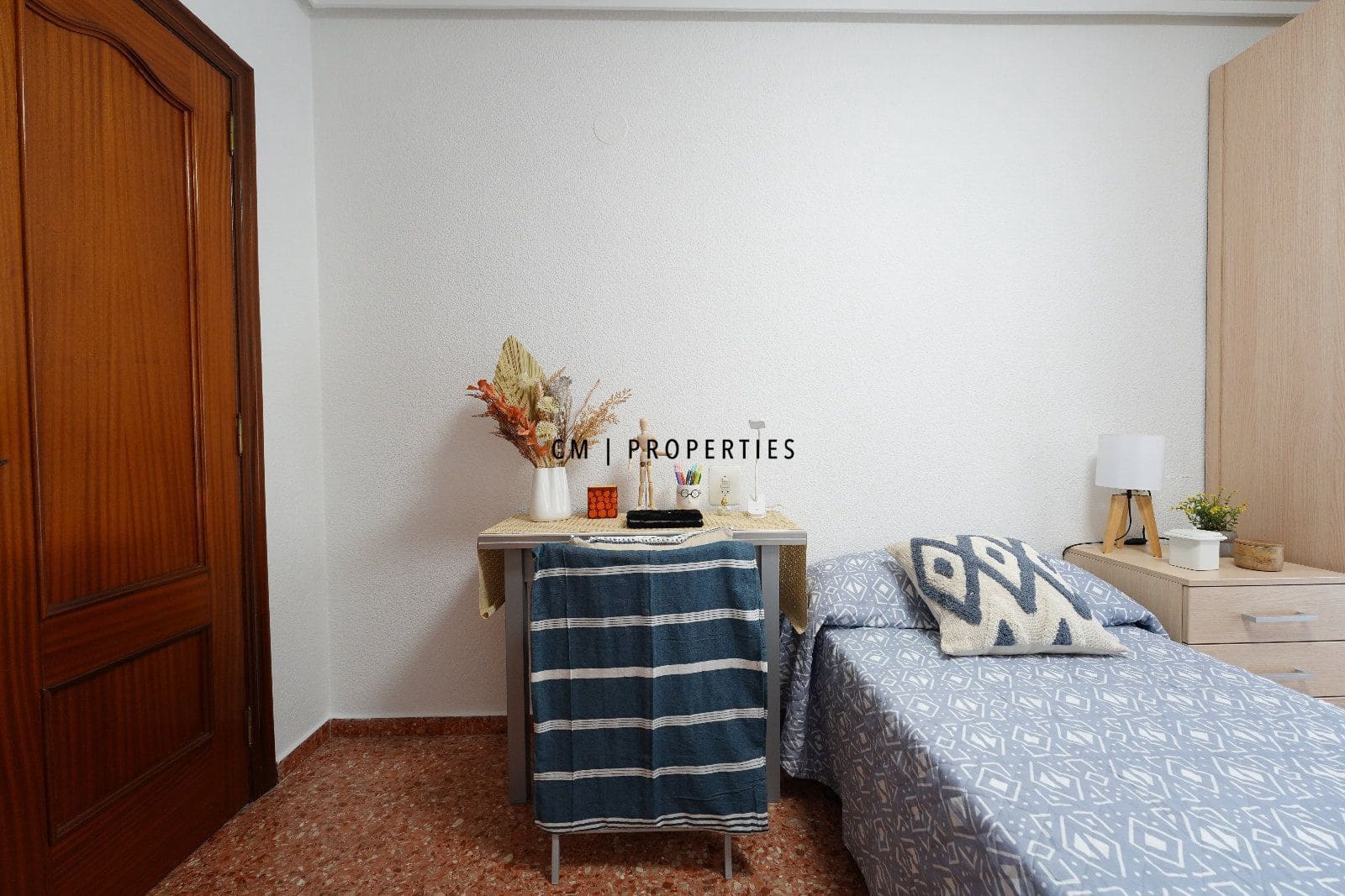 Piso de 4 habitaciones en València ciudad en venta - 410.000 € (Ref: 9223606)