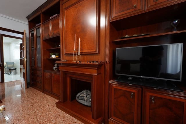 Piso de 4 habitaciones en Els Orriols, València ciudad en venta - 410.000 € (Ref: 9223606)