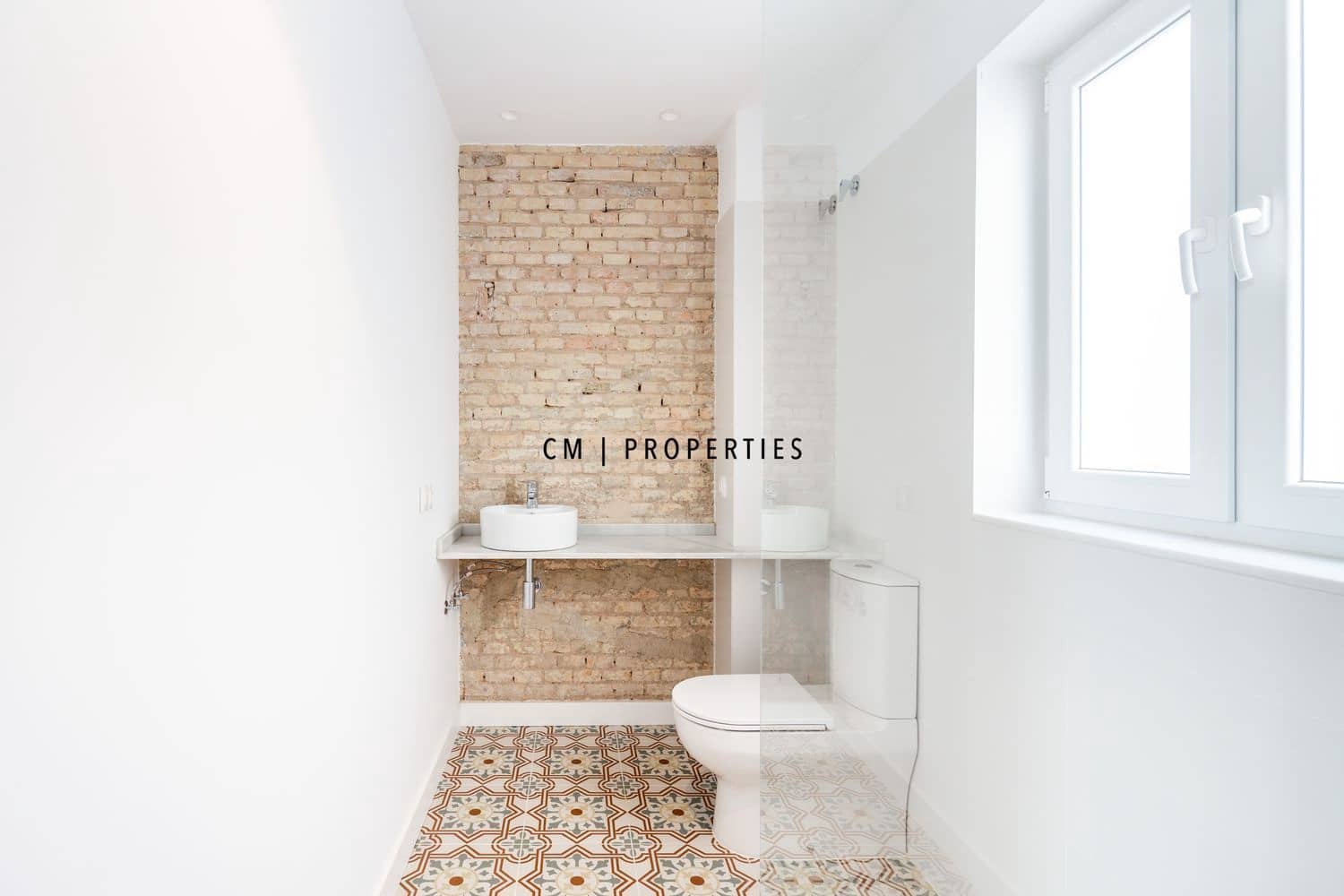 2 bedroom Flat for rent in Valencia city - € 1,950 (Ref: 9237857)