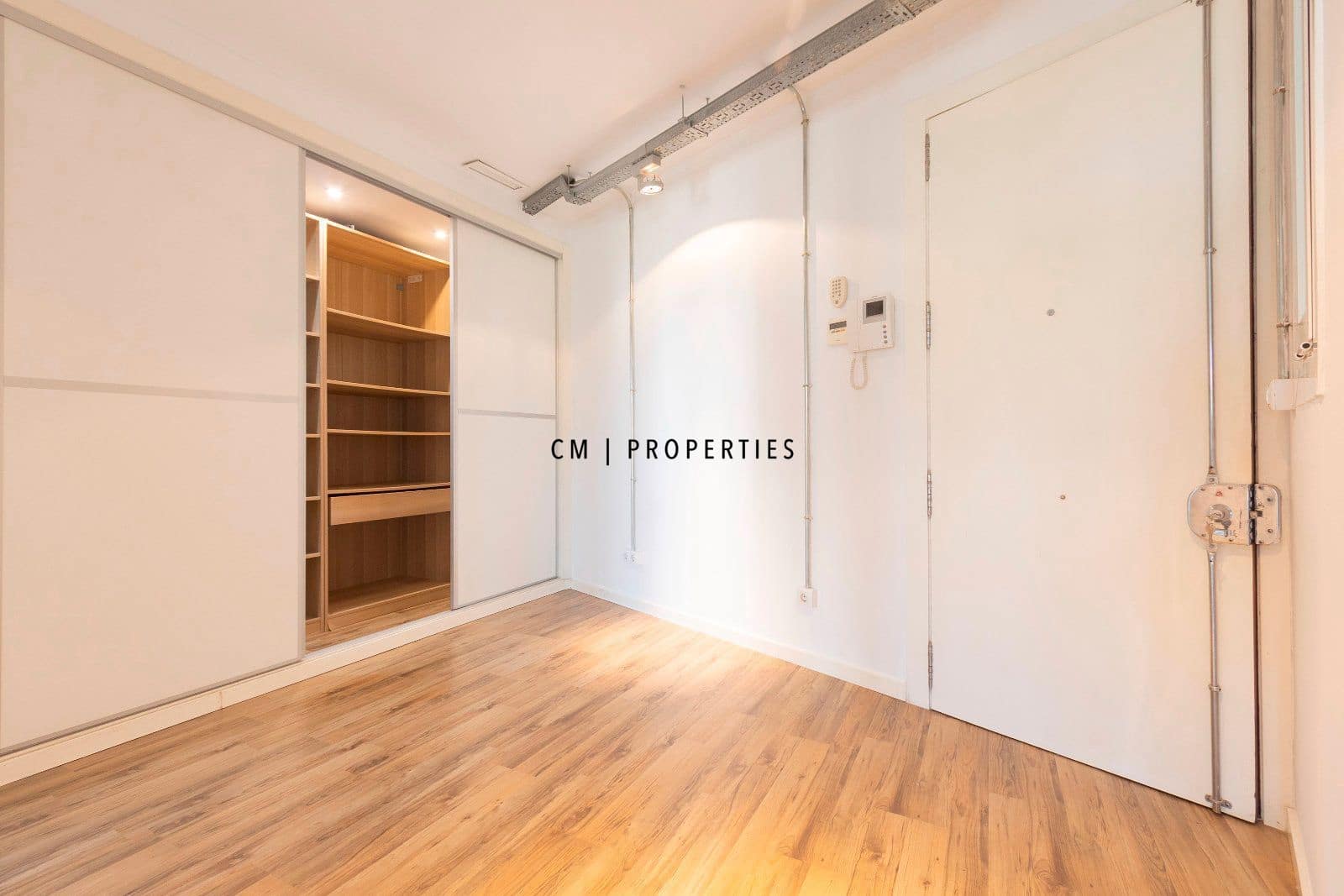 2 soveværelse Lejlighed til leje i Valencia by - € 1.800 (Ref: 9240710)