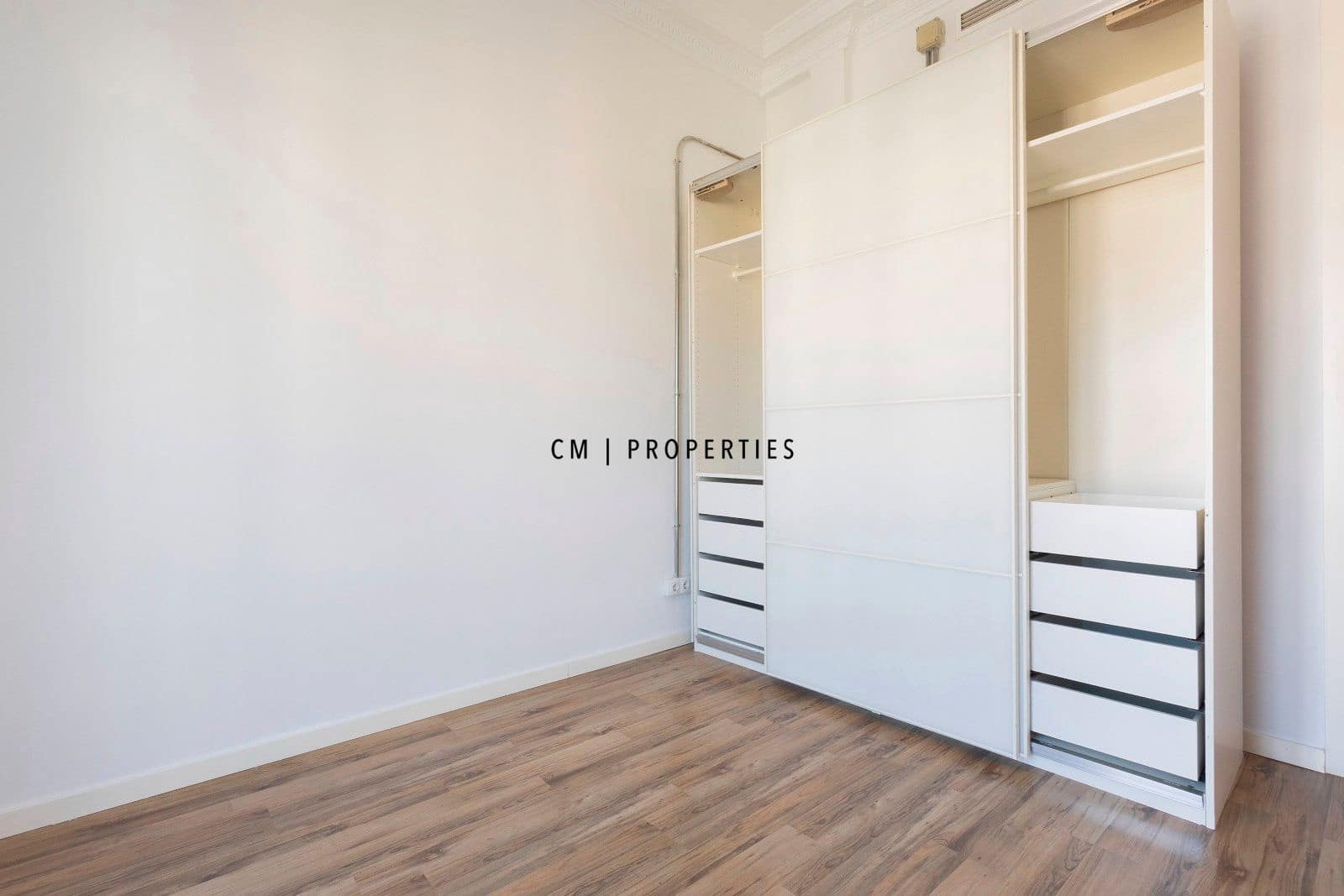 2 soveværelse Lejlighed til leje i Valencia by - € 1.800 (Ref: 9240710)