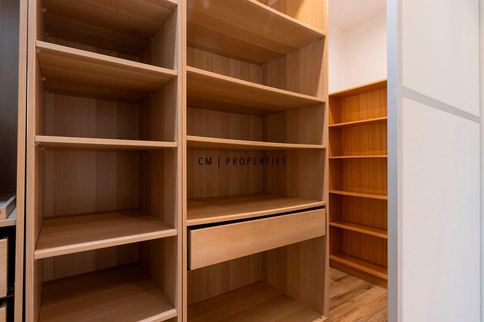 2 soveværelse Lejlighed til leje i Valencia by - € 1.800 (Ref: 9240710)