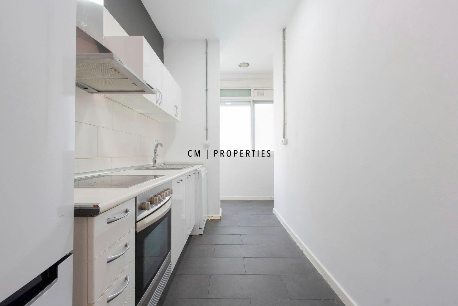 2 soveværelse Lejlighed til leje i Valencia by - € 1.800 (Ref: 9240710)