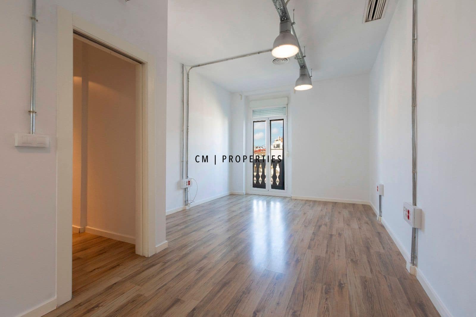 2 soveværelse Lejlighed til leje i Valencia by - € 1.800 (Ref: 9240710)