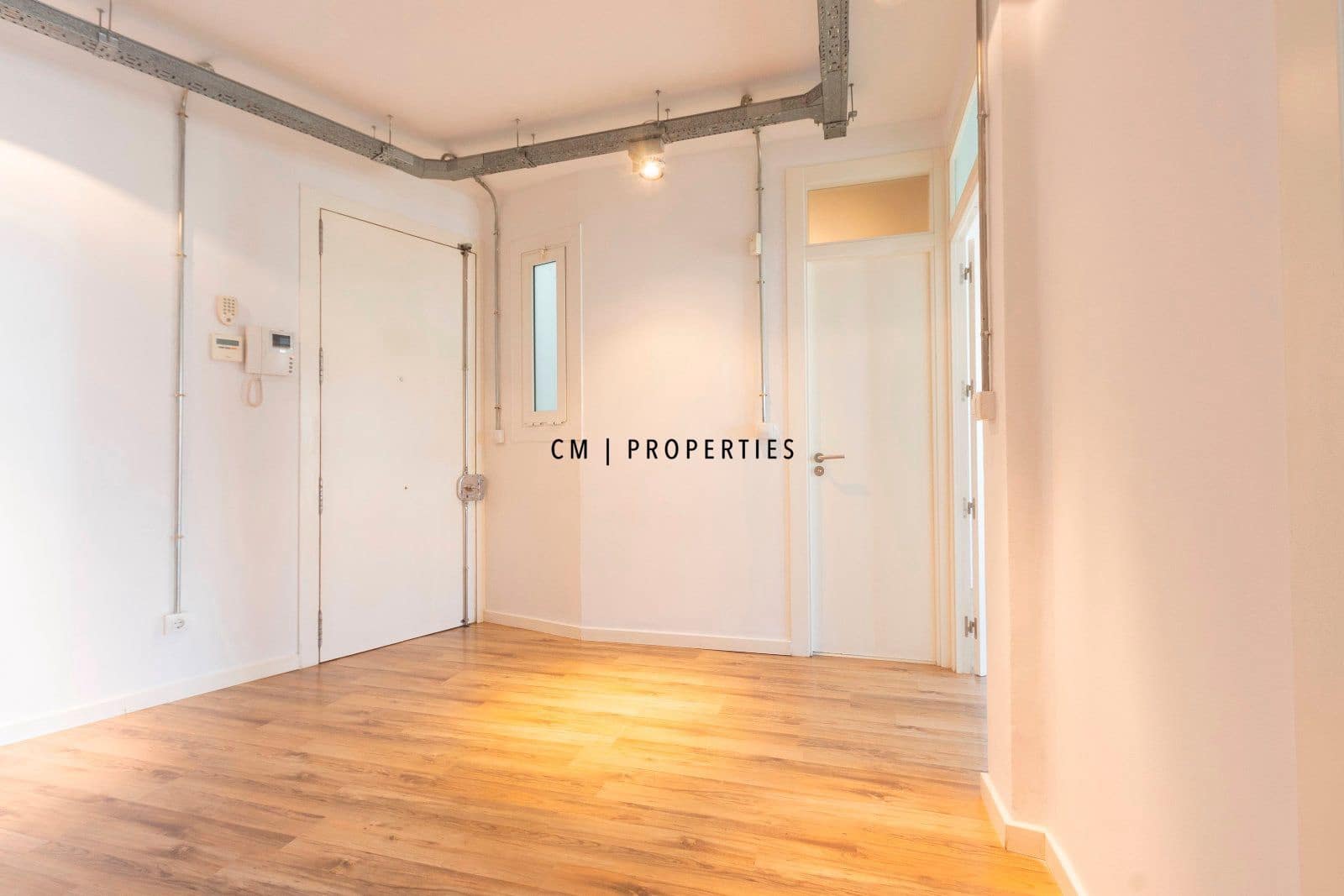 2 soveværelse Lejlighed til leje i Valencia by - € 1.800 (Ref: 9240710)