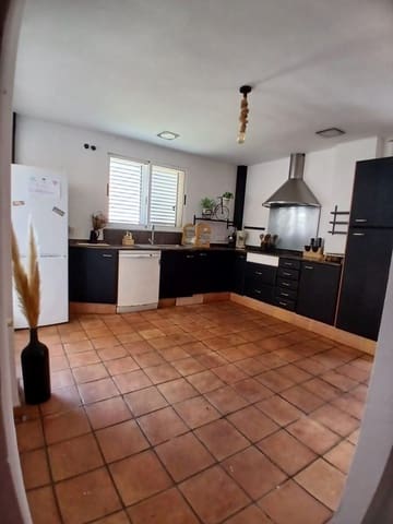 4 quarto Moradia para venda em Chiva com piscina garagem - 450 000 € (Ref: 9254406)