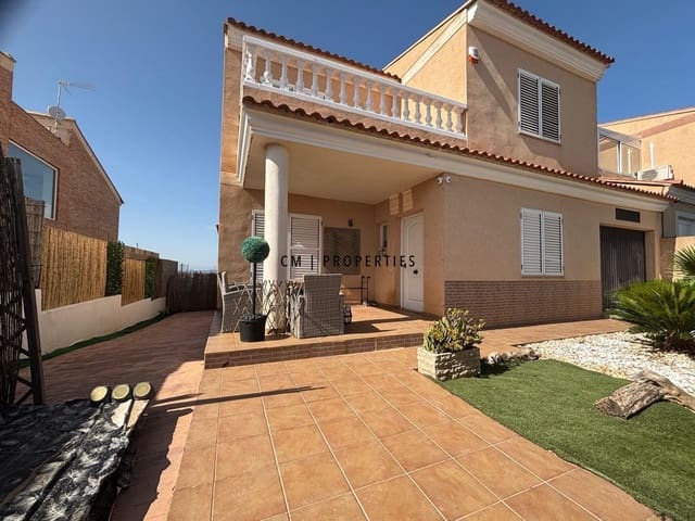 4 quarto Moradia para venda em Chiva com piscina garagem - 450 000 € (Ref: 9254406)