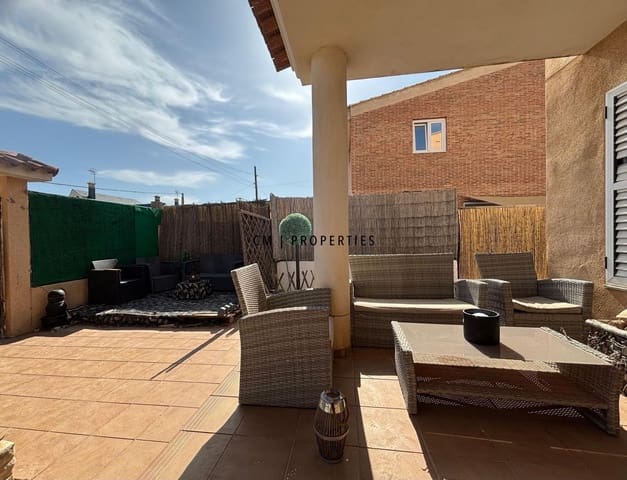 4 quarto Moradia para venda em Chiva com piscina garagem - 450 000 € (Ref: 9254406)