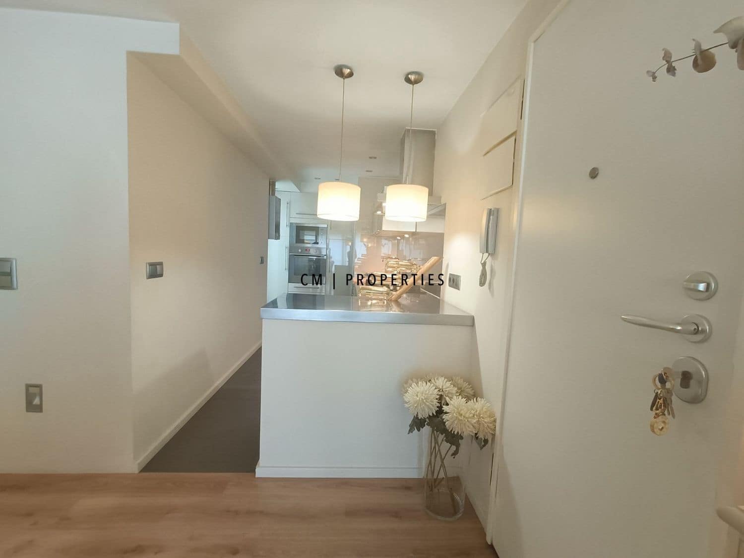 3 soveværelse Lejlighed til leje i Valencia by - € 1.500 (Ref: 9256228)