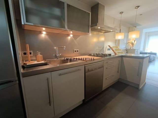 3 soveværelse Lejlighed til leje i Extramurs, Valencia by - € 1.500 (Ref: 9256228)