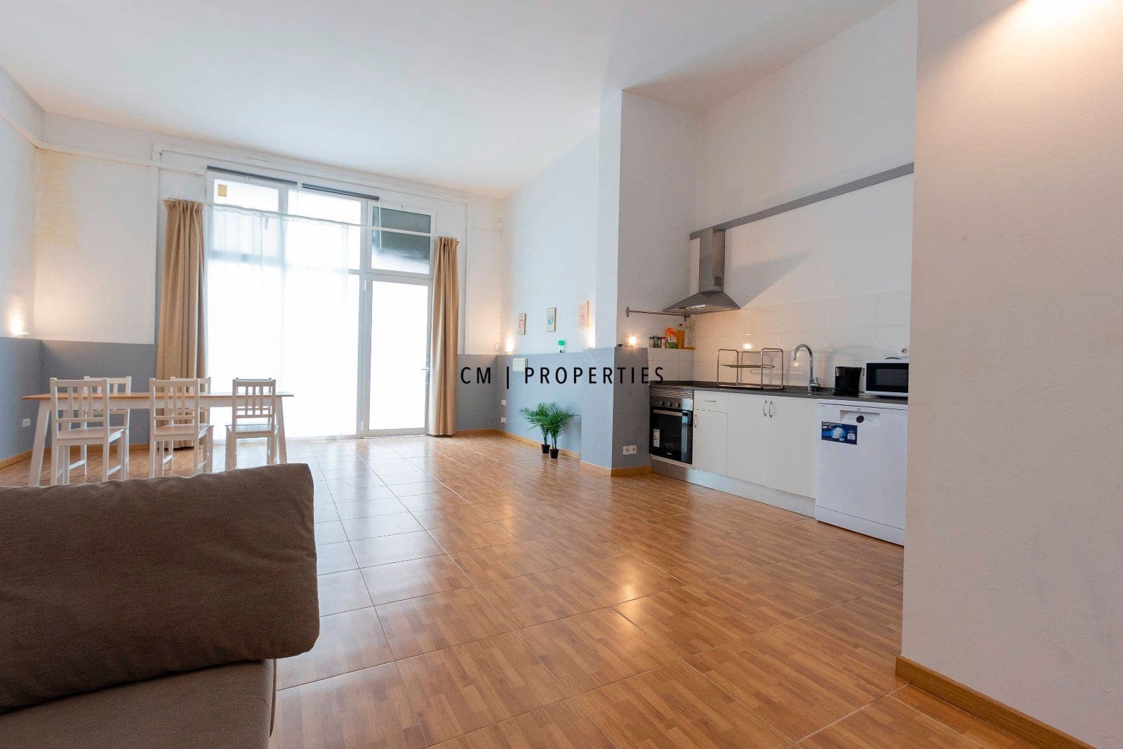 1 slaapkamer Flat te huur in Valencia stad - € 1.250 (Ref: 9278477)