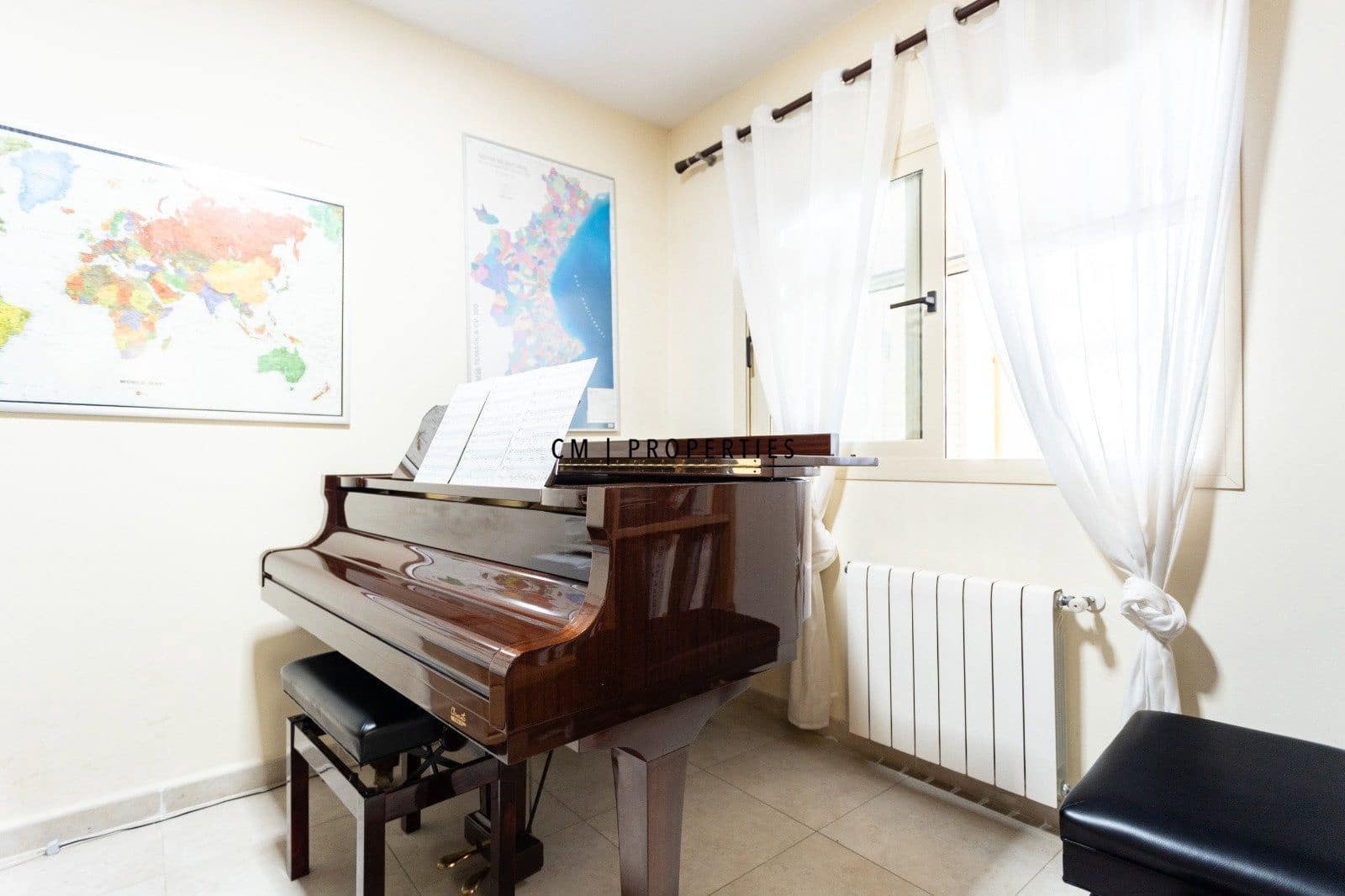 5 soveværelse Villa til salg i Betera med swimmingpool garage - € 750.000 (Ref: 9279750)