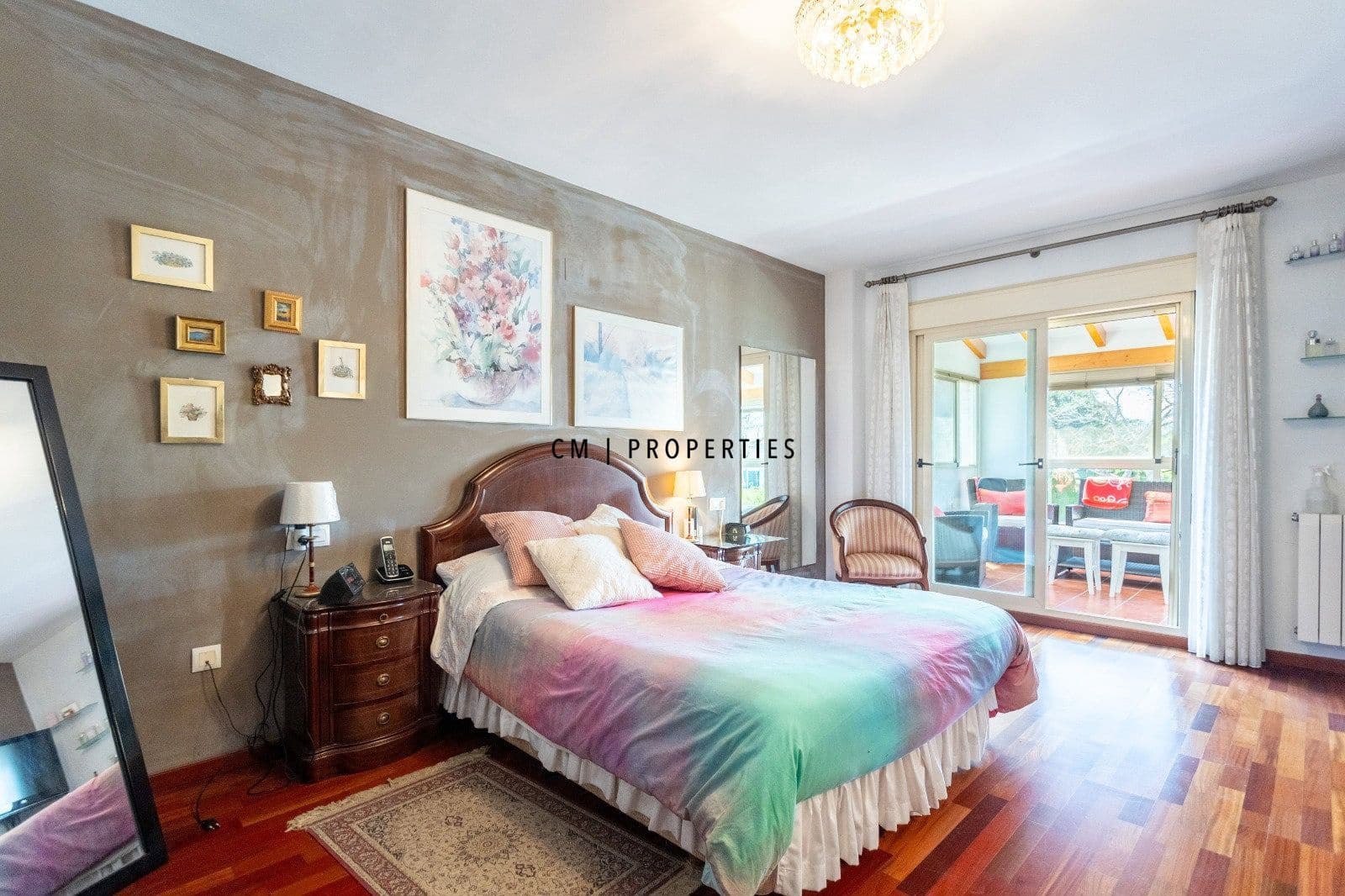 5 soveværelse Villa til salg i Betera med swimmingpool garage - € 750.000 (Ref: 9279750)