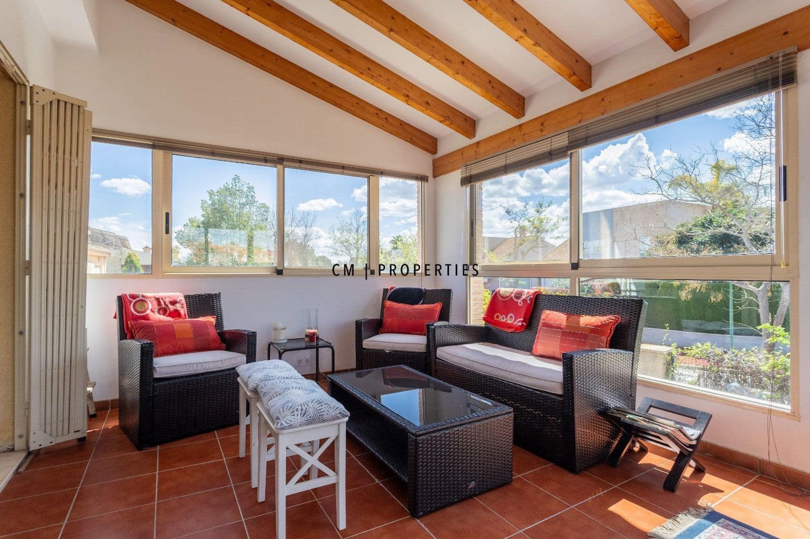 5 soveværelse Villa til salg i Betera med swimmingpool garage - € 750.000 (Ref: 9279750)