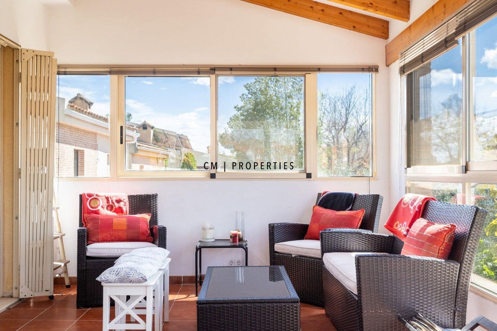 5 soveværelse Villa til salg i Betera med swimmingpool garage - € 750.000 (Ref: 9279750)