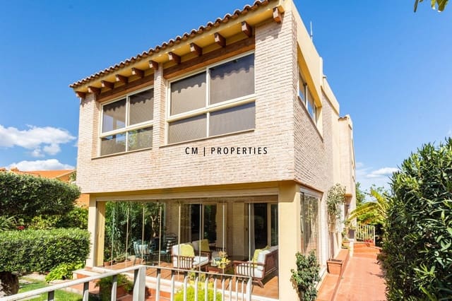 5 sovrum Villa till salu i Bétera med pool garage - 750 000 € (Ref: 9279750)