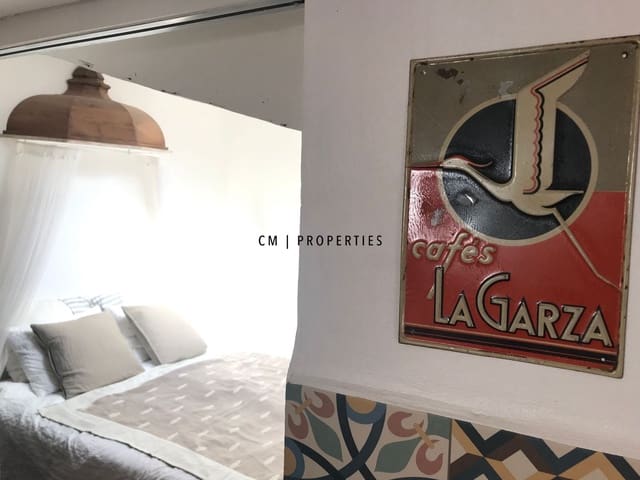 Penthouse de 2 chambres à louer à El Carme, Valence ville - 1 400 € (Ref: 9283032)