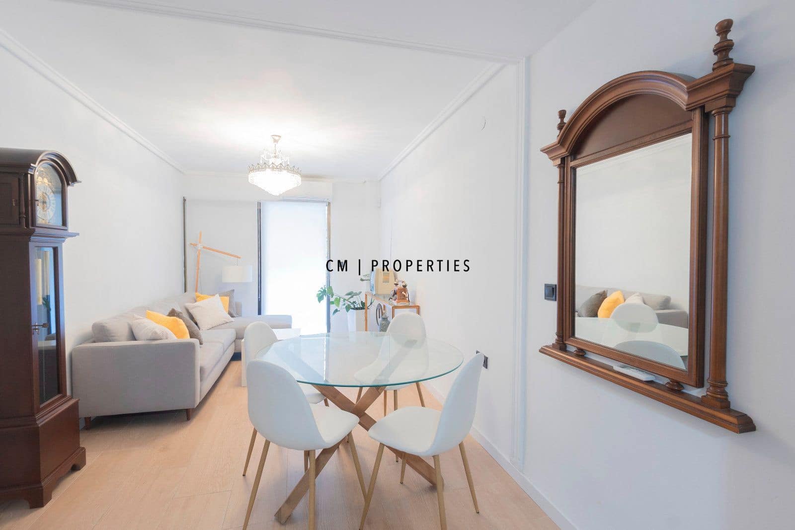 2 bedroom Flat for rent in Valencia city - € 1,450 (Ref: 9283452)