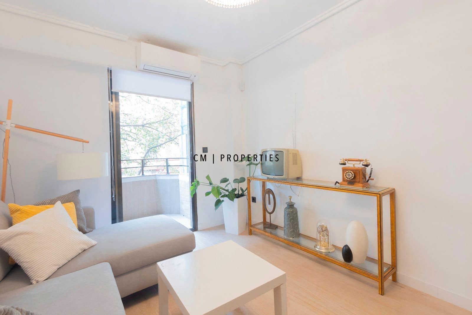 2 bedroom Flat for rent in Valencia city - € 1,450 (Ref: 9283452)